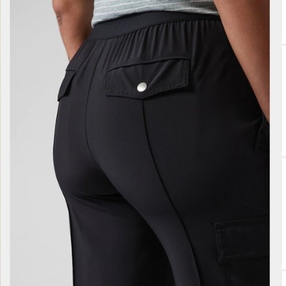 Athleta Vienna Cargo Pant Size 12 NWT in Black - Picture 6 of 16